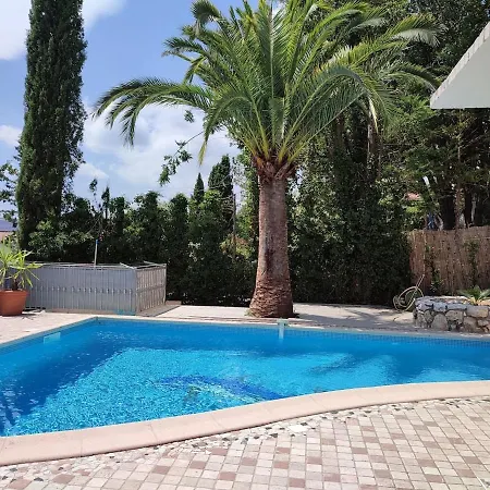Studio Im Gruenen Mit Pool Biot Exterior photo